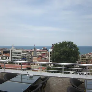 Nur ** Trabzon